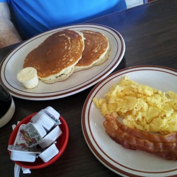 Patty's Cafe La Mesa - Breakfast. - American Near Me - La Mesa, California