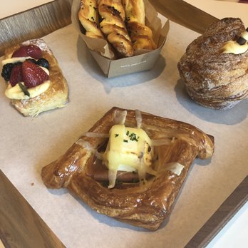 Paris Baguette - Assortment of pastries - Bakeries Near Me - Bound Brook, New Jersey Paris Baguette - Assortment of pastries - Bakeries Near Me - Bound Brook, New Jersey