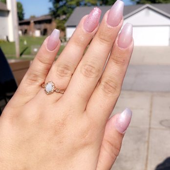INails - Coffin nails, ombré nails, acrylic - Nail Salons Near Me - Brownsburg, Indiana
