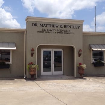 Bentley Dental - New Owner, New Dentist - Cosmetic Dentists Near Me - Fort Worth, Texas Bentley Dental - New Owner, New Dentist - Cosmetic Dentists Near Me - Fort Worth, Texas