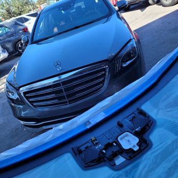 Freddy's Auto Glass - Windshield Installation & Repair Near Me