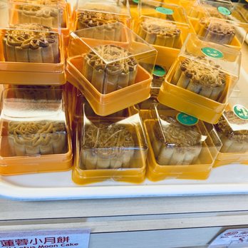 Sheng Kee Bakery - 07.27.19 small Lotus Moon Cake - Bakeries Near Me - Milpitas, California