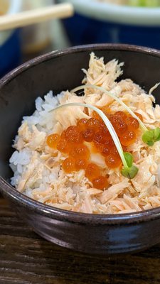 Photo of Hokkaido Ramen Santouka - Arlington Heights, IL, US. Set with salmon and salmon roe rice