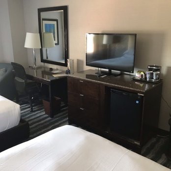 DoubleTree by Hilton Hotel Wilmington - Hotels Near Me - Wilmington, Delaware