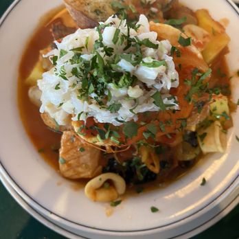 Place Pigalle - Bouillabaisse Provenale - French Near Me - Seattle, Washington Place Pigalle - Bouillabaisse Provenale - French Near Me - Seattle, Washington