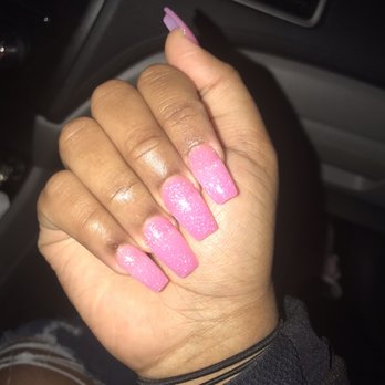 Lee's Nails - Powder dip done my Hannah - Nail Salons Near Me - Absecon, New Jersey