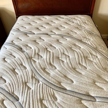 Mattress Warehouse of Exton - Fits great within Mom's 75 year old bed! - Mattresses Near Me - Exton, Pennsylvania Mattress Warehouse of Exton - Fits great within Mom's 75 year old bed! - Mattresses Near Me - Exton, Pennsylvania