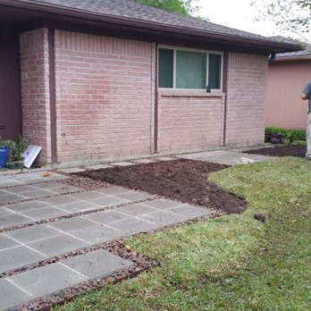 Sugar Land Grotech - building front patio and planting bed 2016 - Tree Services Near Me Sugar Land Grotech - building front patio and planting bed 2016 - Tree Services Near Me
