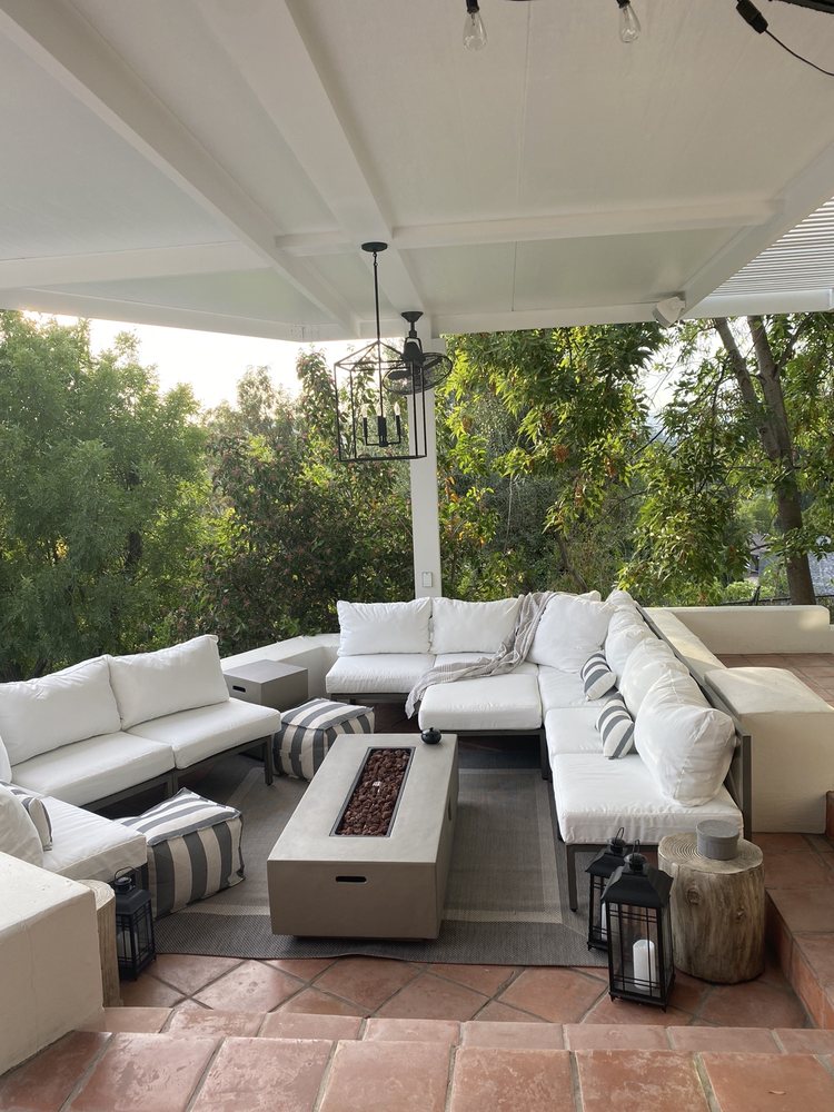 4K PATIOS 42 Photos & 18 Reviews 6648 Whitman Ave, Los Angeles