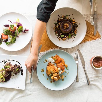 Melogold Kitchen - Chef's Table - Food Delivery Services Near Me Melogold Kitchen - Chef's Table - Food Delivery Services Near Me
