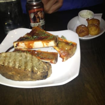 The Salted Pig - Roasted bone marrow and ale battered dates - Gastropubs Near Me - Riverside, California