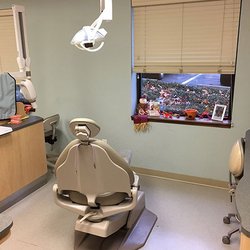 Smile Dental Center - Exam room 1