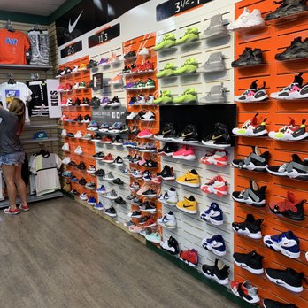 Hibbett Sports - Sporting Goods Near Me - Alabaster, Alabama Hibbett Sports - Sporting Goods Near Me - Alabaster, Alabama