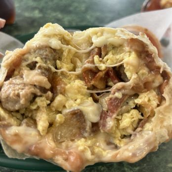 Reynaldo's  Bakery - Breakfast burrito - Bakeries Near Me - Carpinteria, California