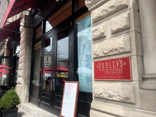 Dudley's On Short by null