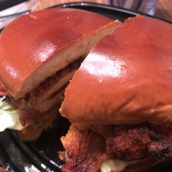 Big Rig’s BBQ - Nashville Hot Chicken Sandwich - Barbeque Near Me - Monroeville, Pennsylvania