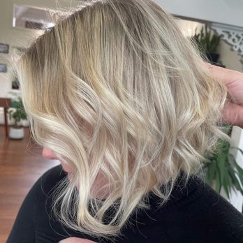 Rhys Hair Magic - Hair Stylists Near Me - Milton, Washington Rhys Hair Magic - Hair Stylists Near Me - Milton, Washington