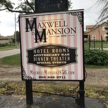 Maxwell Mansion - Hotels Near Me - Lake Geneva, Wisconsin