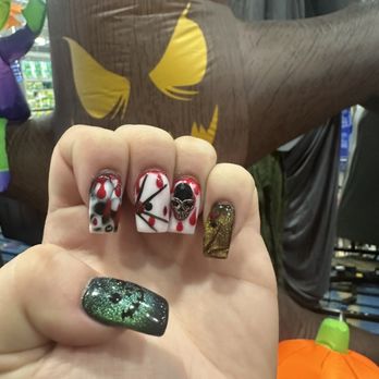 QV Nails - Nail Salons Near Me - Simi Valley, California