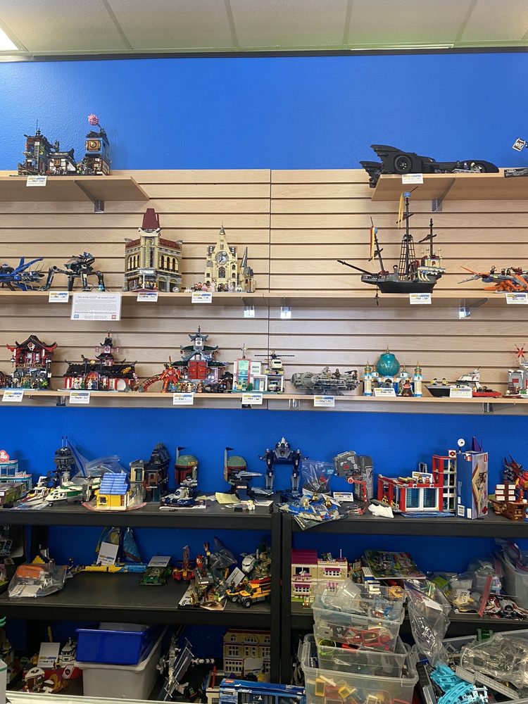 BRICKS & MINIFIGS SAN ANTONIO 12 Photos & 14 Reviews 5347 W Loop