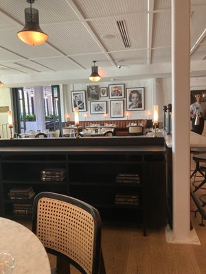 King Brasserie by null