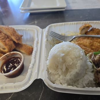 Da Kitchen Maui - Kailua pork & chicken katsu combo lunch plate. - Hawaiian Near Me - Kihei, Hawaii