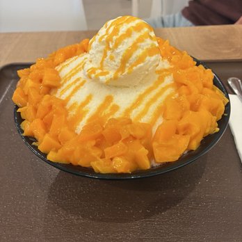 Winter Bear - Desserts Near Me - Vancouver, British Columbia