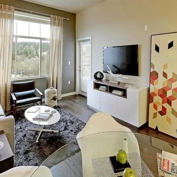 Elan Redmond Apartments - Living Room - Apartments Near Me - Redmond, Washington