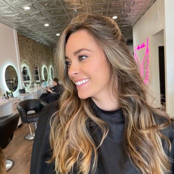 Maribou Salon on Sutter - Hair Salons Near Me - Folsom, California Maribou Salon on Sutter - Hair Salons Near Me - Folsom, California