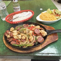 El Tampico - Fajitas de Camaron