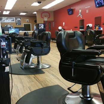Kickback's Barber Shop & Salon-Matteson - This is a nice find, a good barbershop close to home. - Barbers Near Me - Matteson, Illinois