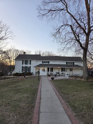 Stroud's Oak Ridge Manor by null