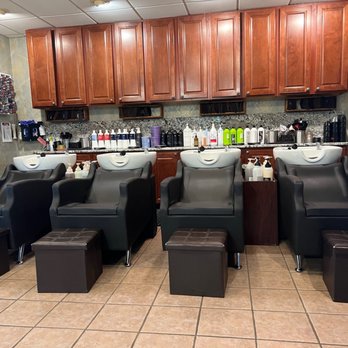 Tranquility Day Spa & Salon - Wash bowls - Hair Salons Near Me - Haymarket, Virginia Tranquility Day Spa & Salon - Wash bowls - Hair Salons Near Me - Haymarket, Virginia