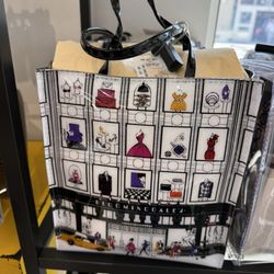 Bloomingdale's Outlet