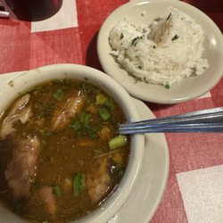 Landry's Cajun, Seafood & Steakhouse - Good sausage and chicken gumbo!