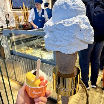 Venchi - Ice Cream & Frozen Yogurt Near Me - Rome, RM
