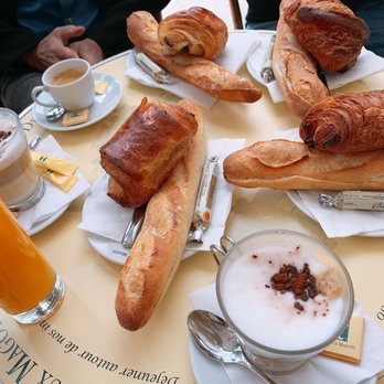 Les Deux Magots - Chocolate croissants, baguettes, cappuccino - French Near Me - Paris, 75 Les Deux Magots - Chocolate croissants, baguettes, cappuccino - French Near Me - Paris, 75