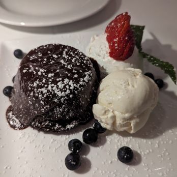 Il Monello - Lava cake and vanilla ice cream - Italian Near Me - New York, New York Il Monello - Lava cake and vanilla ice cream - Italian Near Me - New York, New York