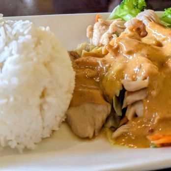Auburn Thai Garden Restaurant - Pra Ram Ring Srong - Thai Near Me - Auburn, California Auburn Thai Garden Restaurant - Pra Ram Ring Srong - Thai Near Me - Auburn, California