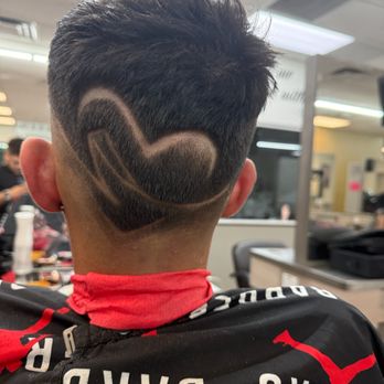 JD Cross Fade - Barbers Near Me - Tampa, Florida JD Cross Fade - Barbers Near Me - Tampa, Florida