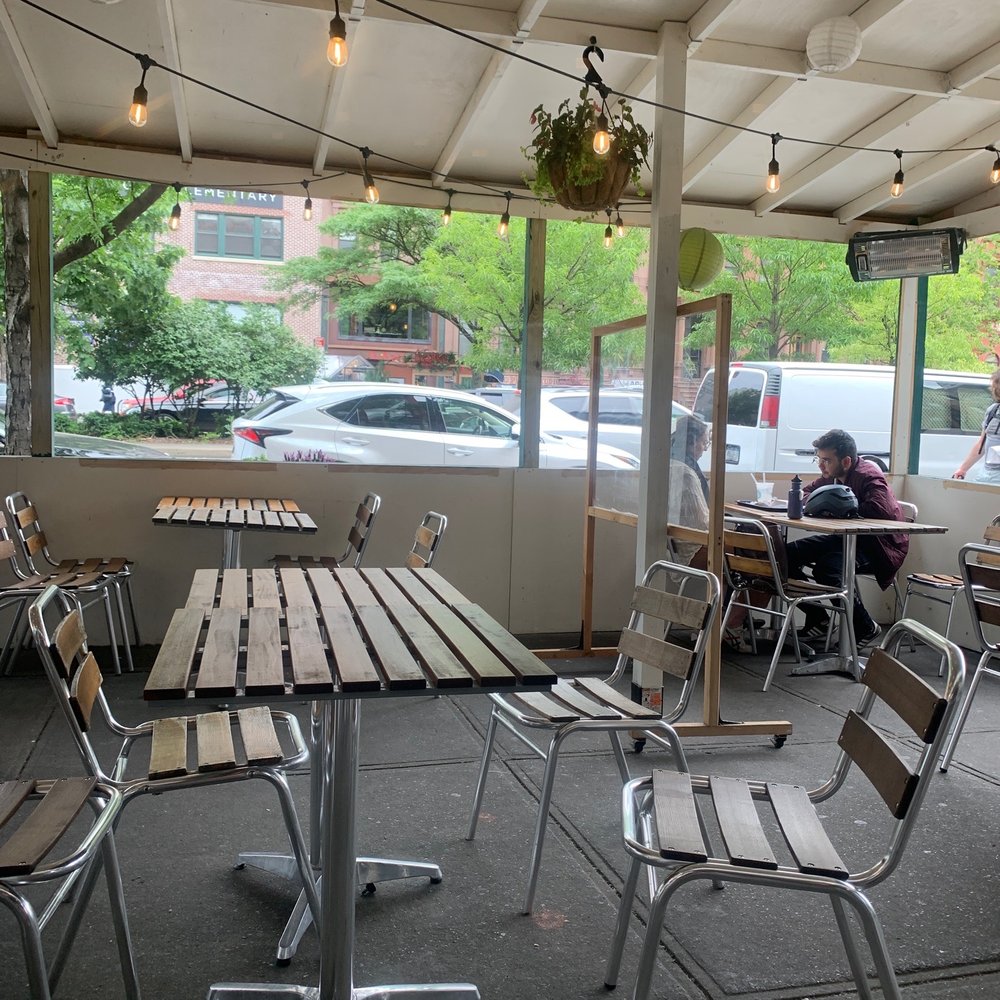Harlem Shake - Lots of Outdoor seating! - American Near Me - New York, New York Harlem Shake - Lots of Outdoor seating! - American Near Me - New York, New York