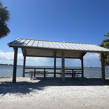 Jensen Beach Causeway Park - Parks Near Me - Jensen Beach, Florida Jensen Beach Causeway Park - Parks Near Me - Jensen Beach, Florida