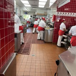 In-N-Out Burger - Inside