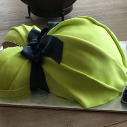 Saint Lewis Custom Cakes