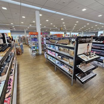 Ulta Beauty - Inside the store - Cosmetics & Beauty Supply Near Me - Simi Valley, California