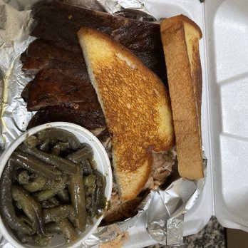 Heavy Smoke BBQ - 3 Meat Plate - Barbeque Near Me - O'Fallon, Missouri