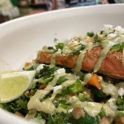 Dapper Cafe - HIPPIE BOWL WITH SALMON