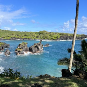 Awapuhi Adventures - Hiking Near Me - Makawao, Hawaii