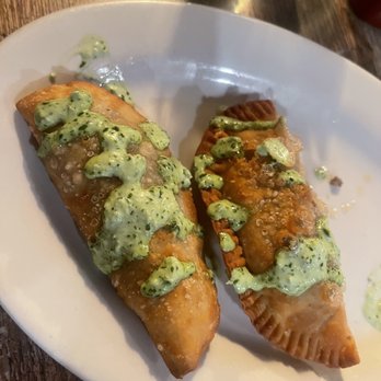Divino Pizzeria Restaurant - empanadas special - Pizza Near Me - Howard Beach, New York