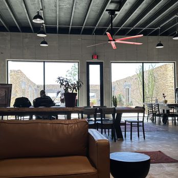 Venga - Dining area facing the courtyard. - Cafes Near Me - Study Butte-Terlingua, Texas Venga - Dining area facing the courtyard. - Cafes Near Me - Study Butte-Terlingua, Texas